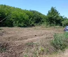 Prodajem dva placa od 4ara-Krcedin