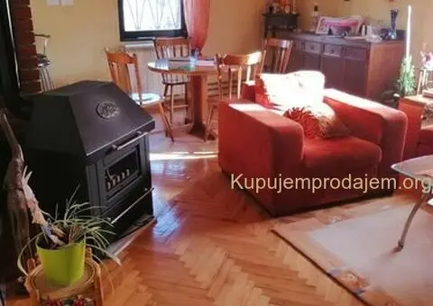 Na prodaju kuca 250m2 + 36m2 garaza - 2/14