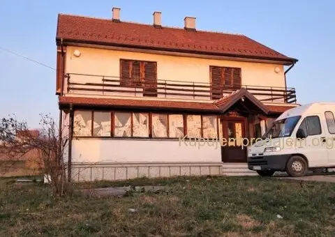 Prodajem kucu u Arandjelovcu - 2/9