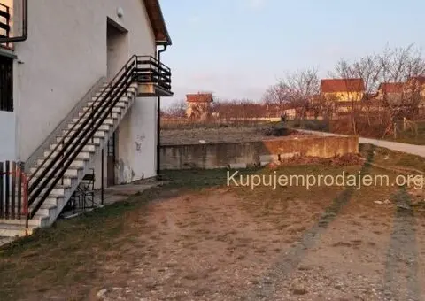 Prodajem kucu u Arandjelovcu - 7/9