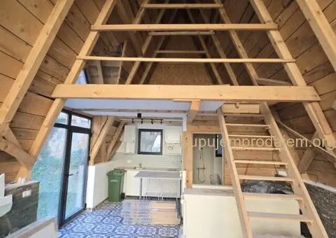 Alpska kuca u Surduku pored Dunava - 2/7