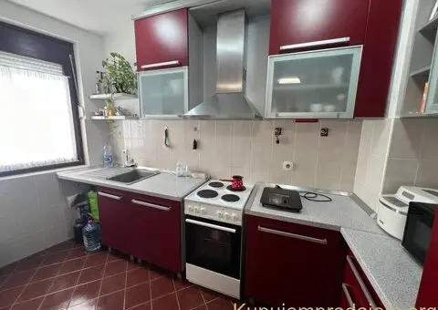 Fantastican trosoban uknjizen stan Novi Sad-Salajka - 6/14