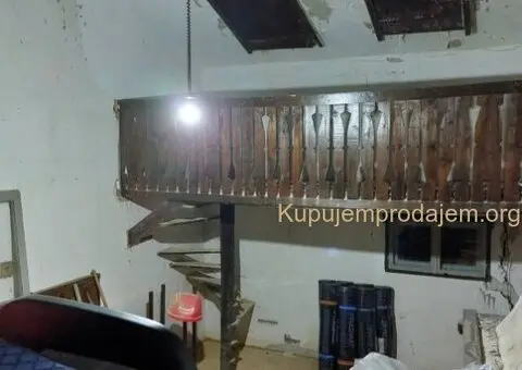 Prodajem kamenu kucu - 4/10