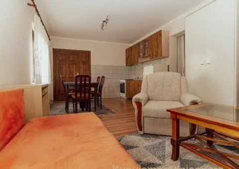 Kuca i veliki plac na Popovici - 2/15