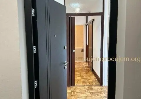 Prodajem stan u Sremcici-Tomasa Edisona - 1/15