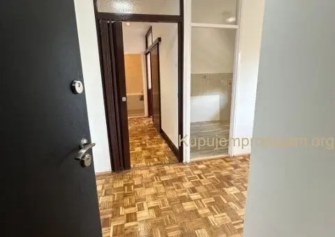 Prodajem stan u Sremcici-Tomasa Edisona - 2/15