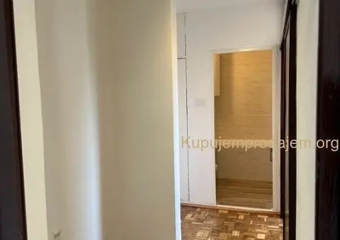 Prodajem stan u Sremcici-Tomasa Edisona - 8/15