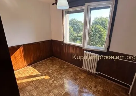 Prodajem stan u Sremcici-Tomasa Edisona - 10/15