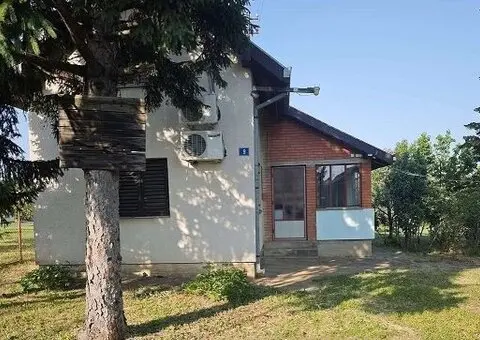 Vikendica sa pogledom na Srem,Irig-Krusedol - 1/5