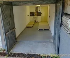 Prodajem magacin-garazu u Zemun Polju