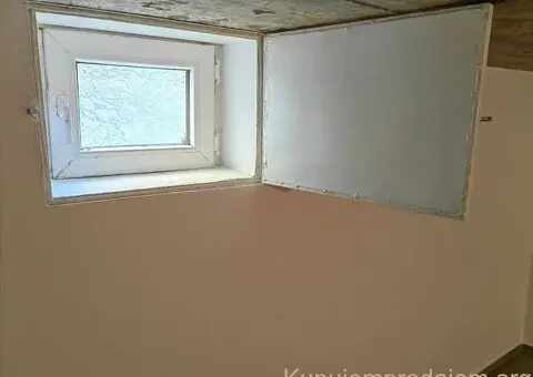 Prodajem magacin-garazu u Zemun Polju - 10/15