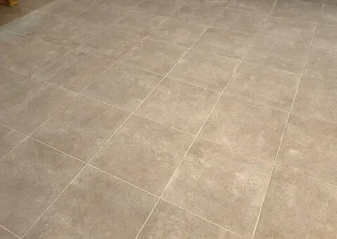 Prodajem magacin-garazu u Zemun Polju - 14/15