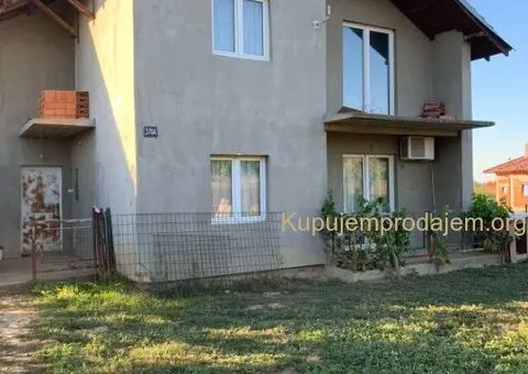 Prodajem kucu u Šopiću-Lazarevac - 1/12