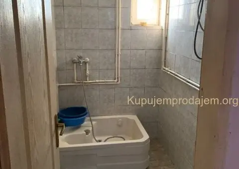 Prodajem kucu u Šopiću-Lazarevac - 10/12