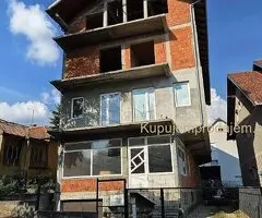 Na prodaju kuca-zgrada,Sušica-Kragujevac