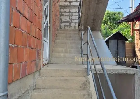 Na prodaju kuca-zgrada,Sušica-Kragujevac - 6/15