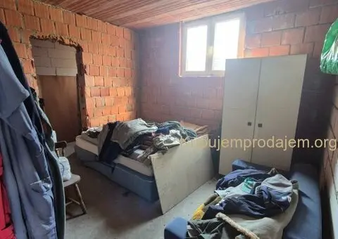 Na prodaju kuca-zgrada,Sušica-Kragujevac - 11/15