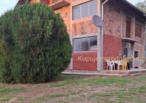 Prodajem kucu Đurinci-Sopot - 1/10