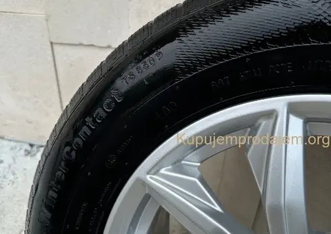Prodajem gume i felne za audi Q5 - 6/13
