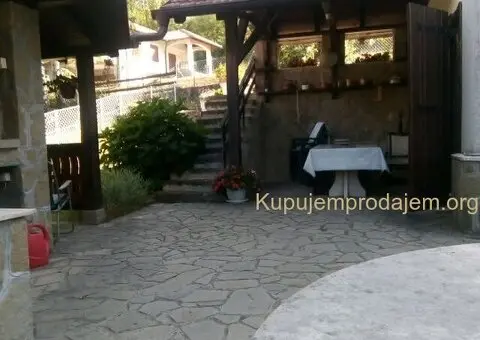 Kuca na Rajcu, 138 m2 - 12/15