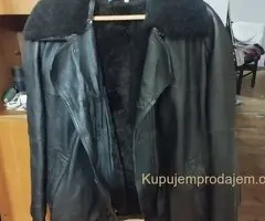 Prodajem kožnu jaknu veličine XL