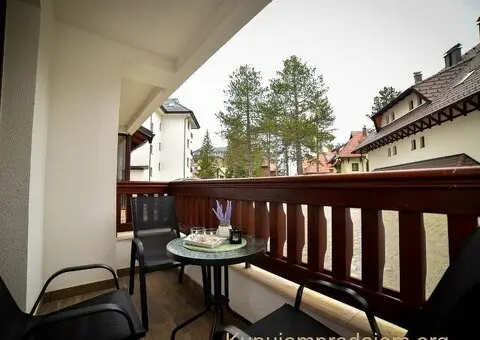 Stanovi na 300m od jezera-Zlatibor - 14/15