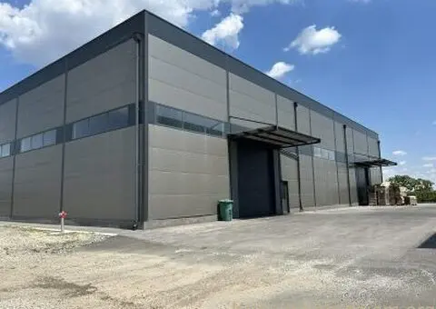 Izdajem hale – magacinski prostor u Ovči, Beograd - 2/2