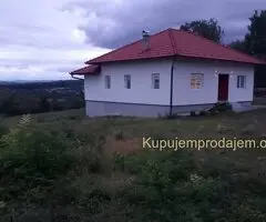 Prodajem novoizgradjenu kucu Mojsinje-Cacak
