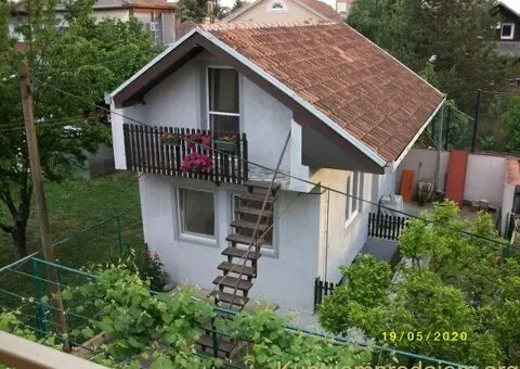 Prodajem kucu u Batajnici - 6/6