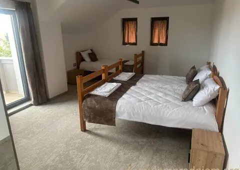 Izdajem sobe u Borči - hostelski tip smeštaja - 4/9