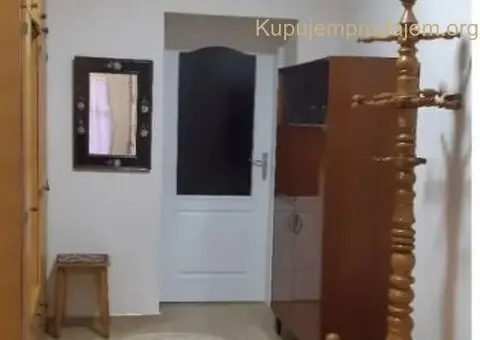 Prodajem kucu u Beceju - 5/15