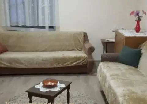 Prodajem kucu u Beceju - 7/15