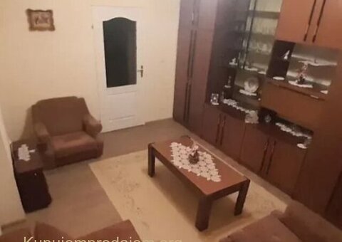 Prodajem kucu u Beceju - 9/15