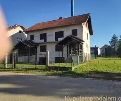 Prodaje se porodicna kuca u Apatinu