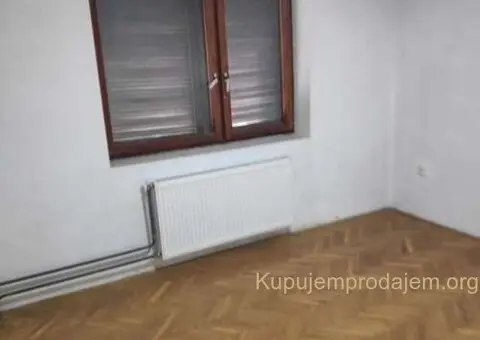 Prodaje se porodicna kuca u Apatinu - 3/7