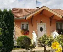 Prodajem kucu u Somboru