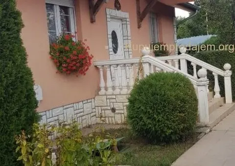 Prodajem kucu u Somboru - 2/15