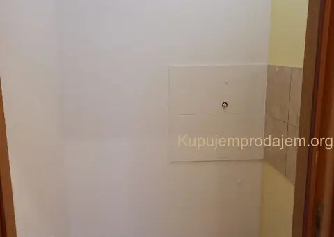 Izdajem lokal površine 18 m2 Bogdana Tirnanica 12, kod Lidla u Despota Stefana - 4/5