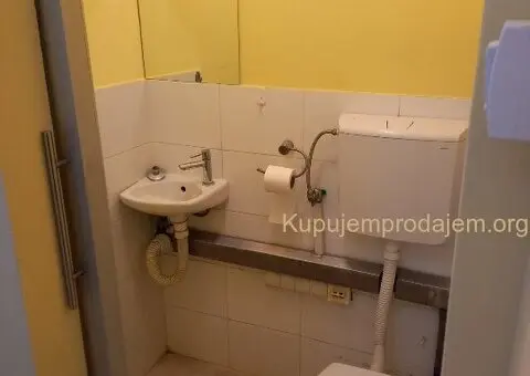 Izdajem lokal površine 18 m2 Bogdana Tirnanica 12, kod Lidla u Despota Stefana - 5/5