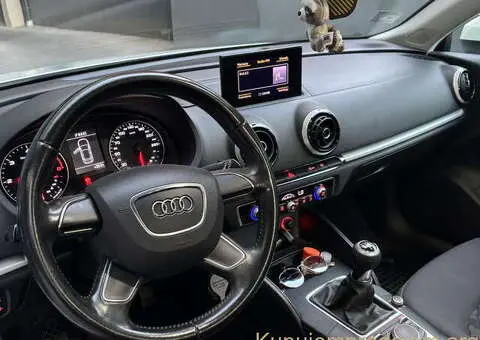 Na prodaju očuvan Audi A3, 1.6 dizel,  2013. god - 5/15