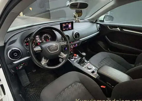 Na prodaju očuvan Audi A3, 1.6 dizel,  2013. god - 10/15