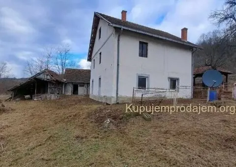 Prodajem kucu Ugrinovci-Gornji Milanovac - 3/7