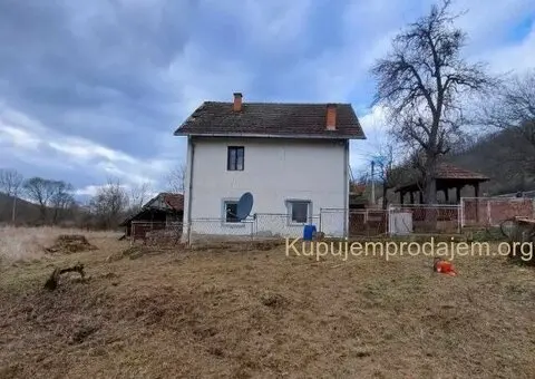 Prodajem kucu Ugrinovci-Gornji Milanovac - 6/7