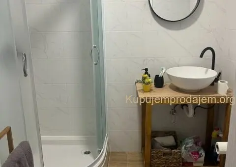 Na prodaju vikend kuca na Banstolu - 7/12