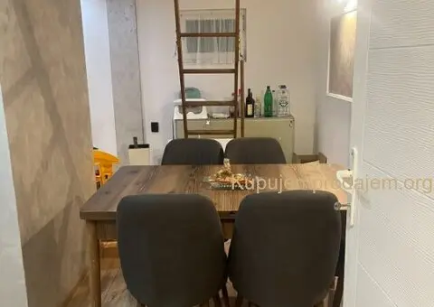 Na prodaju vikend kuca na Banstolu - 8/12