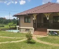 Prodajem kucu sa plantazom Žbevac-Bujanovac