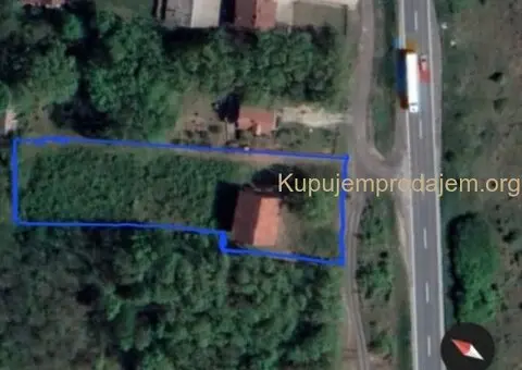 Prodajem stambeno-poslovni objekat u Vranicu - 2/15