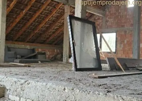 Prodajem stambeno-poslovni objekat u Vranicu - 5/15