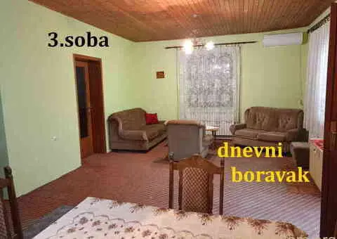 Prodaje se kuća/salaš u Hajdukovu na parceli od 3,5 jutra zemlje - 1/13