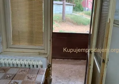 Prodajem stan u Velikim Crljenima - 12/14